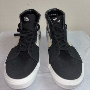 Men’s Vans Black and White High-Top Sneakers Size 12 New